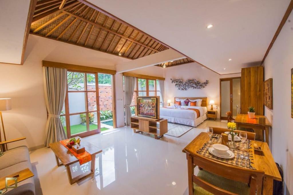 Maitri Villa Ubud Exterior photo